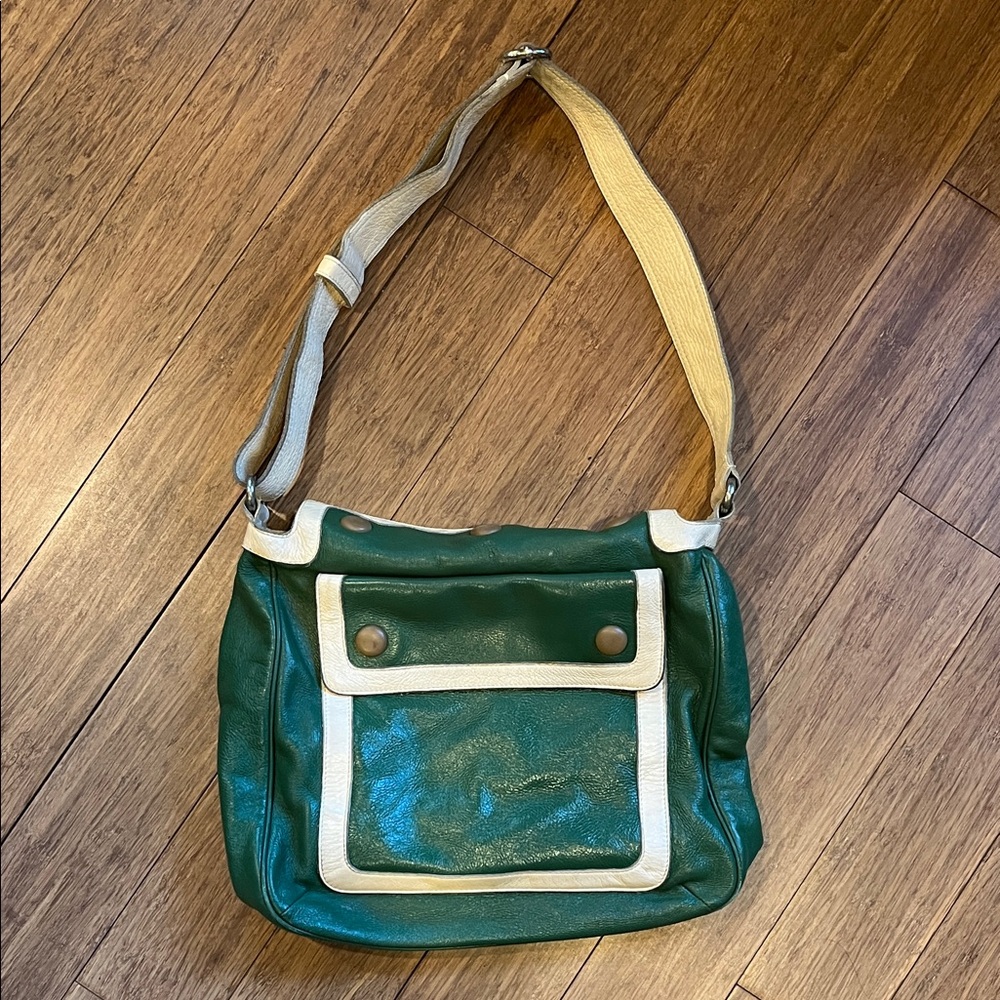 Orla Kiely Leather Retro Shoulder Bag Green Ivory